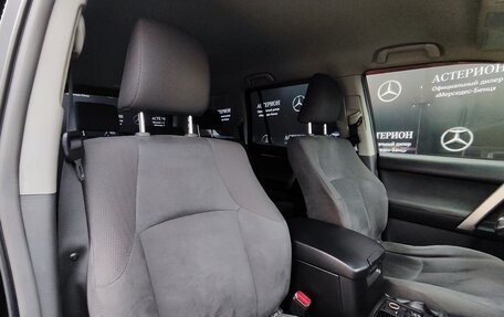 Toyota Land Cruiser Prado 150 рестайлинг 2, 2010 год, 2 666 000 рублей, 30 фотография