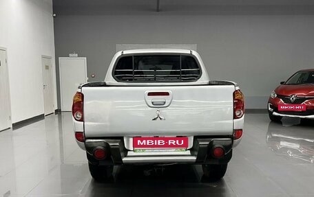 Mitsubishi L200 IV рестайлинг, 2008 год, 995 000 рублей, 4 фотография