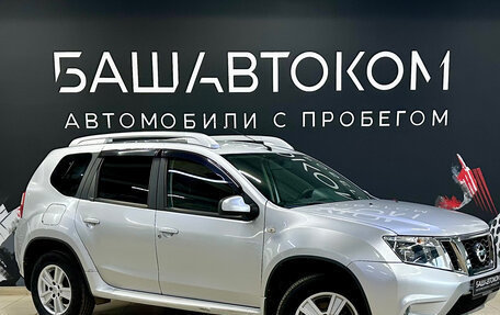 Nissan Terrano III, 2014 год, 1 070 000 рублей, 3 фотография