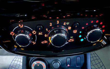 Nissan Terrano III, 2014 год, 1 070 000 рублей, 13 фотография