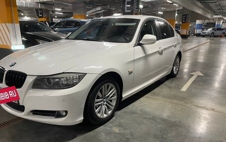 BMW 3 серия, 2011 год, 1 500 000 рублей, 3 фотография