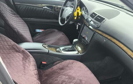 Mercedes-Benz E-Класс, 2005 год, 980 000 рублей, 7 фотография