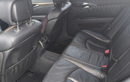 Mercedes-Benz E-Класс, 2005 год, 980 000 рублей, 8 фотография