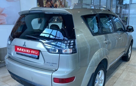 Mitsubishi Outlander III рестайлинг 3, 2007 год, 757 000 рублей, 4 фотография