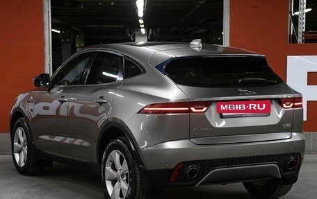 Jaguar E-Pace, 2018 год, 1 798 000 рублей, 7 фотография