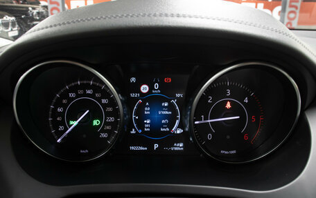 Jaguar E-Pace, 2018 год, 1 798 000 рублей, 13 фотография