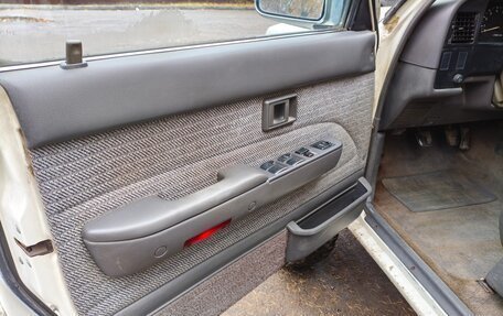 Toyota 4Runner III, 1993 год, 899 000 рублей, 13 фотография