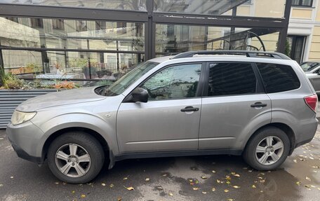Subaru Forester, 2011 год, 850 000 рублей, 2 фотография