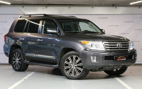 Toyota Land Cruiser 200, 2014 год, 4 000 000 рублей, 1 фотография