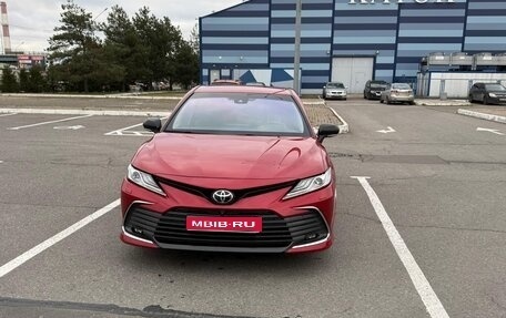 Toyota Camry, 2021 год, 3 600 000 рублей, 1 фотография