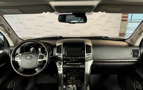 Toyota Land Cruiser 200, 2014 год, 4 000 000 рублей, 22 фотография