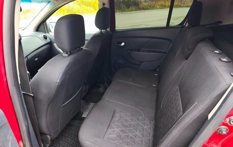 Renault Sandero II рестайлинг, 2015 год, 815 000 рублей, 10 фотография