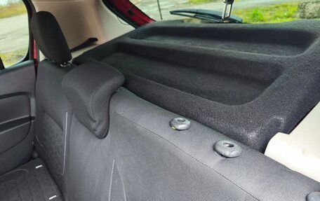 Renault Sandero II рестайлинг, 2015 год, 815 000 рублей, 12 фотография