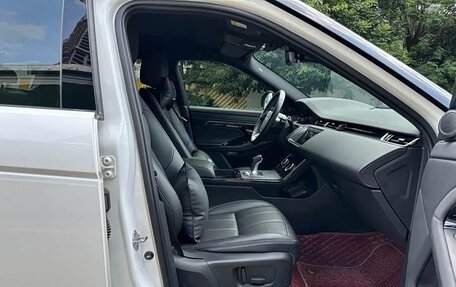 Land Rover Range Rover Evoque II, 2022 год, 3 140 000 рублей, 14 фотография