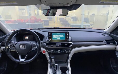 Honda Accord IX рестайлинг, 2017 год, 2 310 000 рублей, 17 фотография