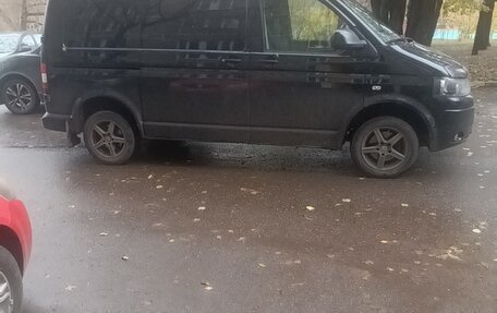 Volkswagen Transporter T5 рестайлинг, 2013 год, 1 200 000 рублей, 2 фотография