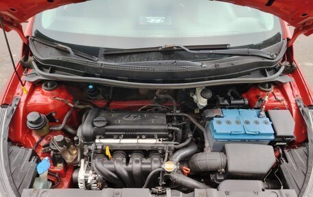 Hyundai Solaris II рестайлинг, 2011 год, 869 000 рублей, 8 фотография