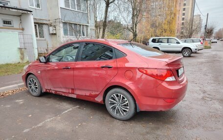 Hyundai Solaris II рестайлинг, 2011 год, 869 000 рублей, 4 фотография