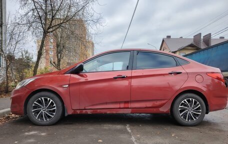 Hyundai Solaris II рестайлинг, 2011 год, 869 000 рублей, 5 фотография