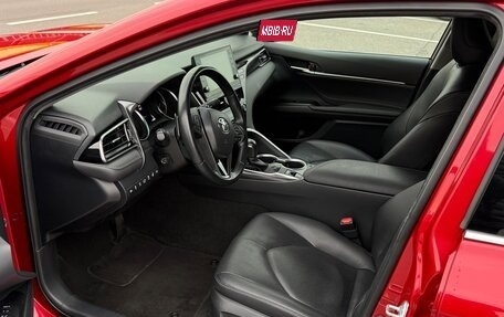 Toyota Camry, 2021 год, 3 600 000 рублей, 6 фотография