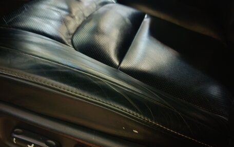 Toyota Land Cruiser 200, 2012 год, 3 700 000 рублей, 21 фотография