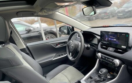 Toyota RAV4, 2025 год, 3 850 000 рублей, 22 фотография