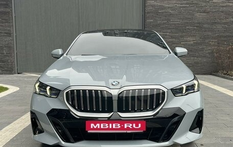 BMW 5 серия, 2024 год, 8 600 000 рублей, 2 фотография