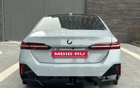 BMW 5 серия, 2024 год, 8 600 000 рублей, 5 фотография