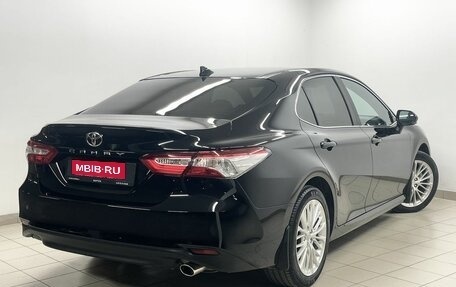 Toyota Camry, 2022 год, 3 598 000 рублей, 4 фотография