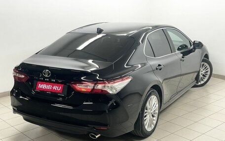 Toyota Camry, 2022 год, 3 598 000 рублей, 9 фотография