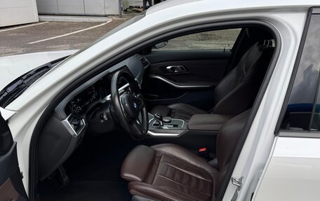 BMW 3 серия, 2021 год, 3 700 000 рублей, 11 фотография