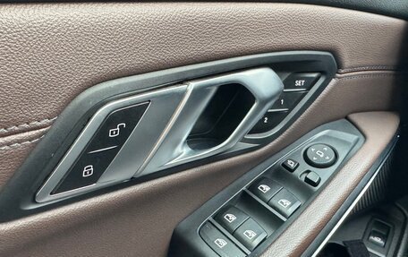 BMW 3 серия, 2021 год, 3 700 000 рублей, 24 фотография