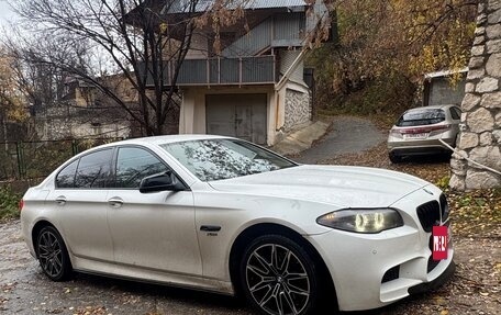 BMW 5 серия, 2012 год, 1 950 000 рублей, 2 фотография