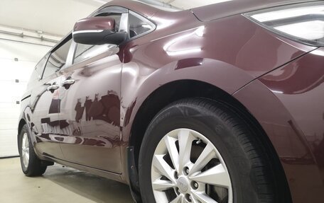 KIA Carnival III, 2014 год, 1 985 000 рублей, 4 фотография