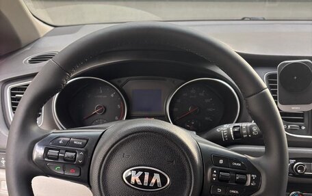 KIA Carnival III, 2014 год, 1 985 000 рублей, 12 фотография