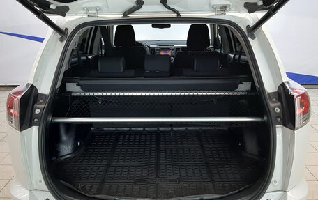 Toyota RAV4, 2016 год, 1 860 000 рублей, 6 фотография