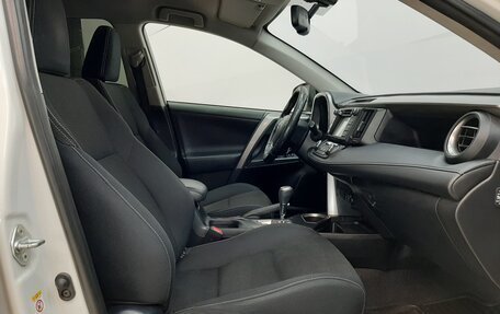 Toyota RAV4, 2016 год, 1 860 000 рублей, 12 фотография