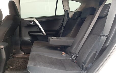 Toyota RAV4, 2016 год, 1 860 000 рублей, 14 фотография