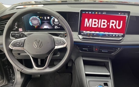 Volkswagen Tiguan, 2024 год, 5 900 000 рублей, 7 фотография