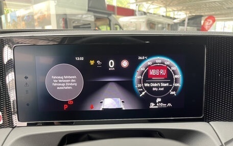 Volkswagen Tiguan, 2024 год, 5 900 000 рублей, 9 фотография