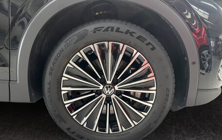 Volkswagen Tiguan, 2024 год, 5 900 000 рублей, 20 фотография