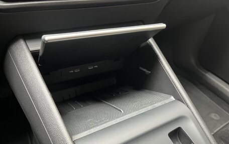 Volkswagen Tiguan, 2024 год, 5 900 000 рублей, 17 фотография