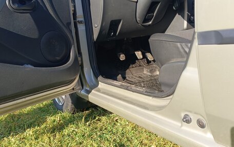 Renault Logan I, 2010 год, 370 000 рублей, 17 фотография