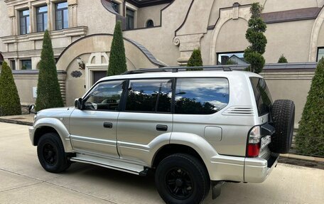 Toyota Land Cruiser Prado 90 рестайлинг, 2000 год, 1 350 000 рублей, 3 фотография