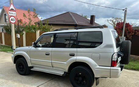 Toyota Land Cruiser Prado 90 рестайлинг, 2000 год, 1 350 000 рублей, 21 фотография