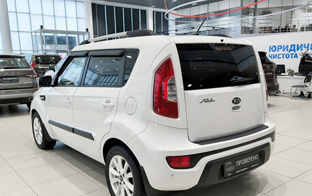 KIA Soul I рестайлинг, 2013 год, 999 000 рублей, 8 фотография