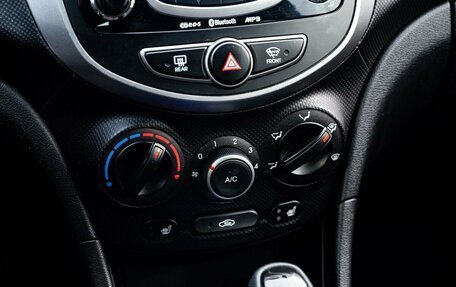 Hyundai Solaris II рестайлинг, 2014 год, 1 050 000 рублей, 16 фотография