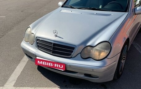 Mercedes-Benz C-Класс, 2000 год, 400 000 рублей, 4 фотография