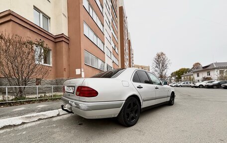 Mercedes-Benz E-Класс, 1997 год, 147 000 рублей, 6 фотография
