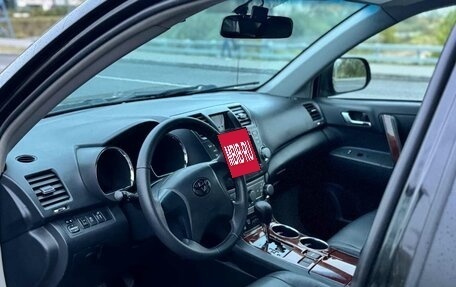 Toyota Highlander III, 2010 год, 2 100 000 рублей, 7 фотография